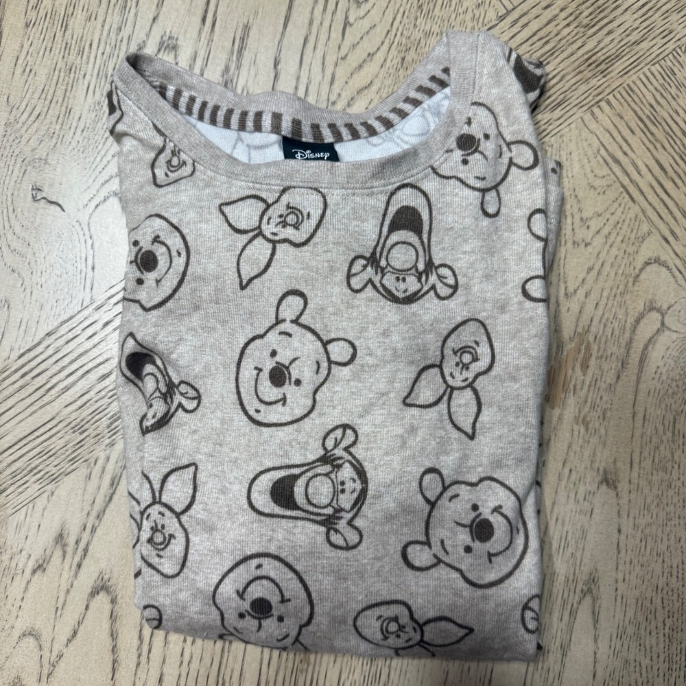 Disney Women's Size‎ Small Winnie the Pooh Tigger Lounge Pajama Crewneck Top - Picture 1 of 7